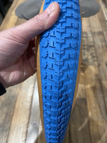 Raleigh burner blue mk1 - blue, tyre